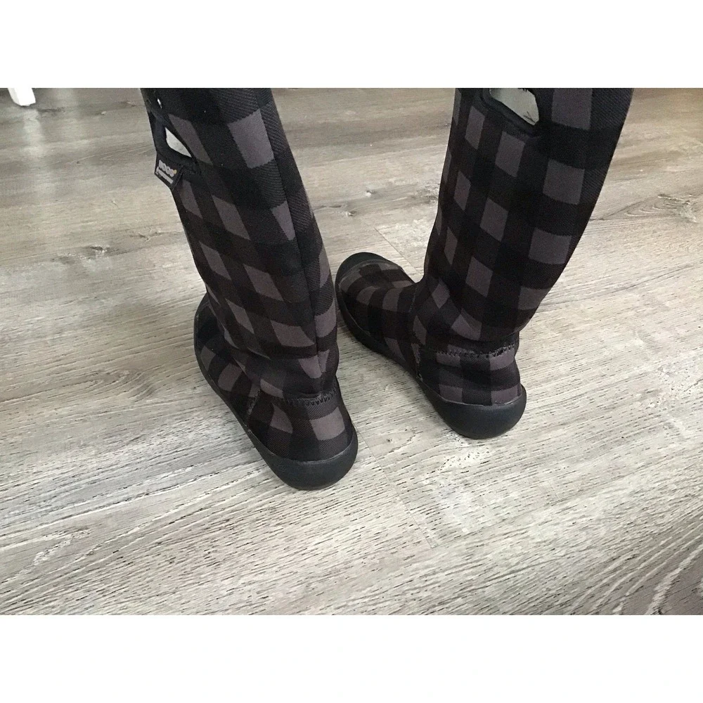 Bogs Summit Buffalo Womens Size 6 Light Weight Waterproof Boots Black Grey Plaid